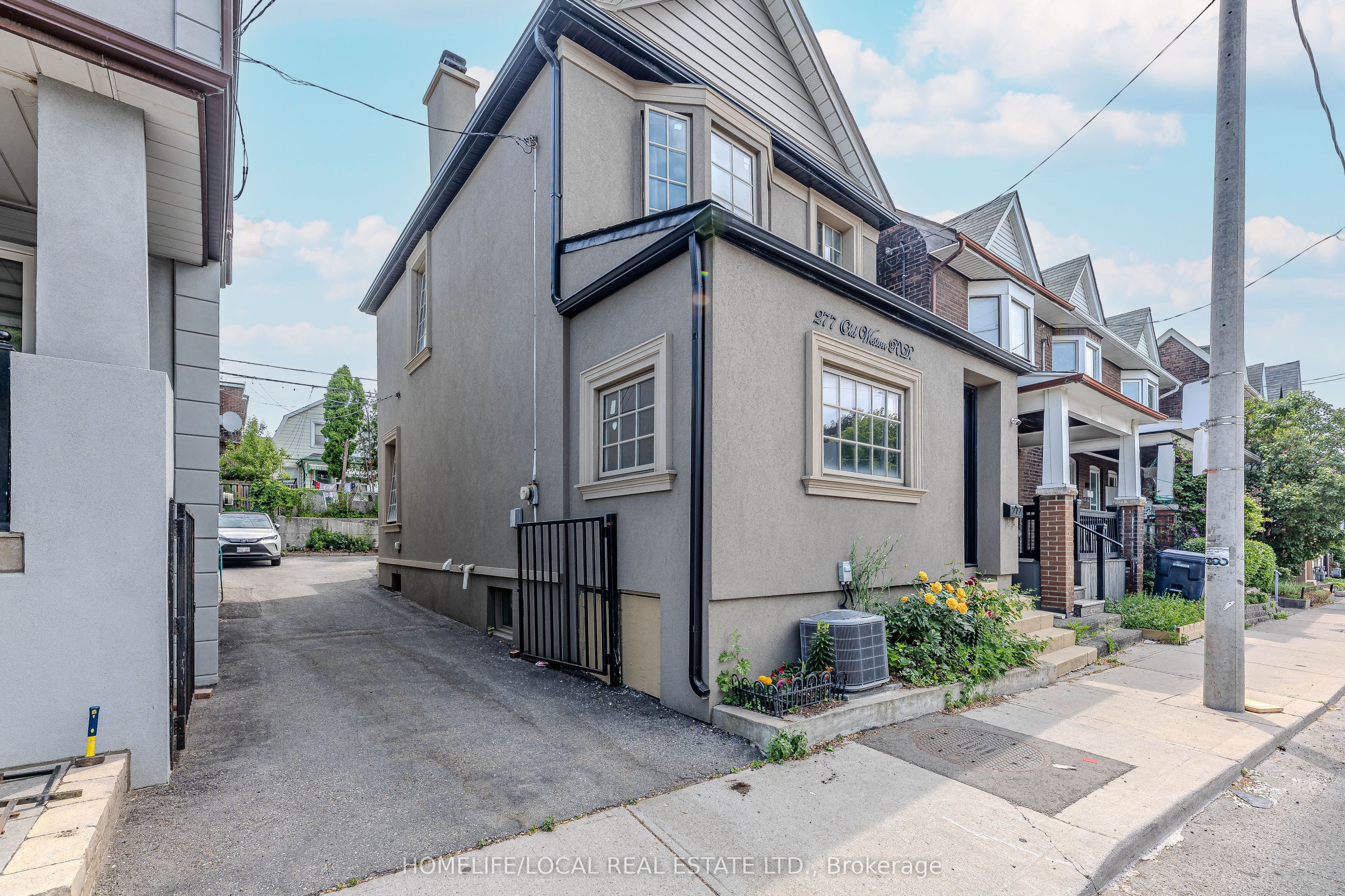 277 Old Weston Road