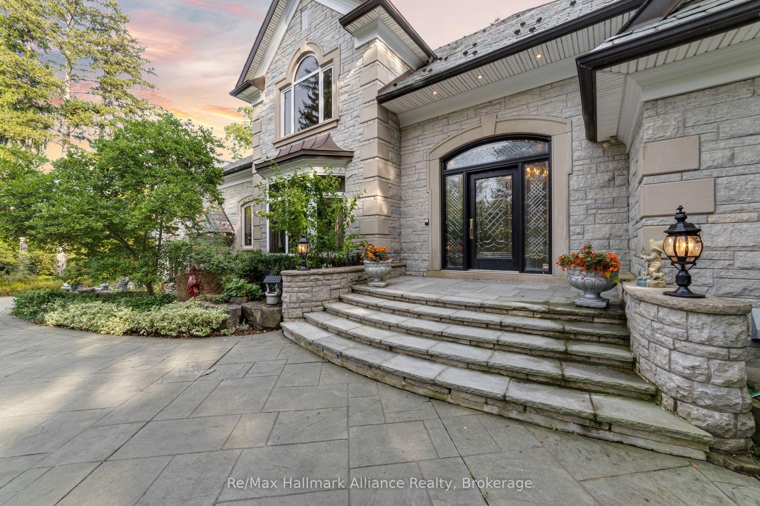 1024 Linbrook Road