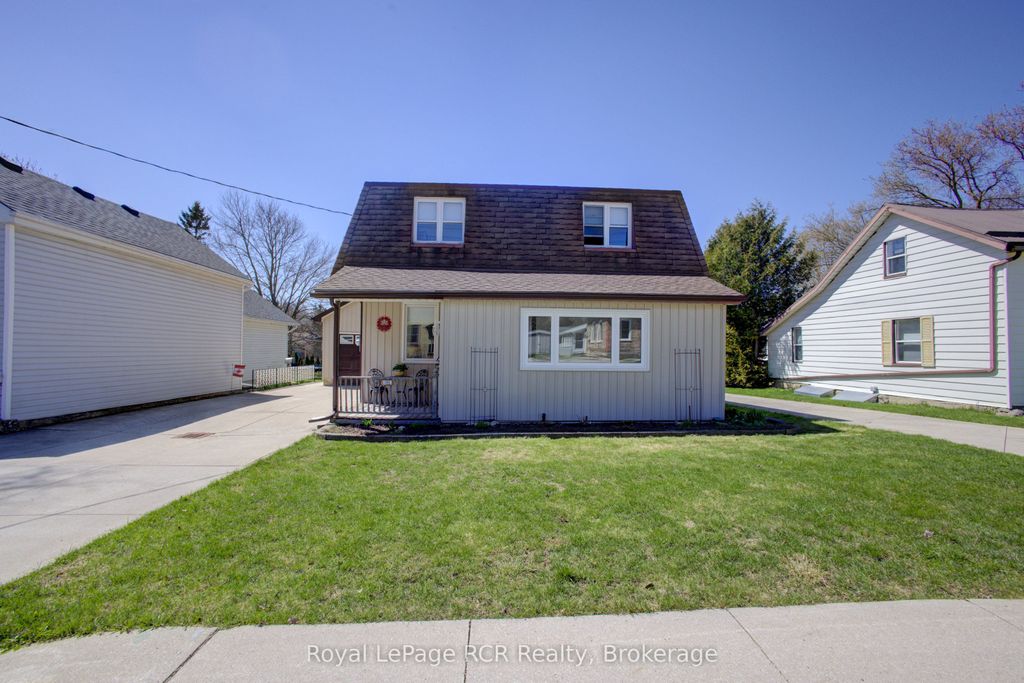 Photo of 265 James Street, Minto, ON N0G 2P0 (MLS # X13038832)