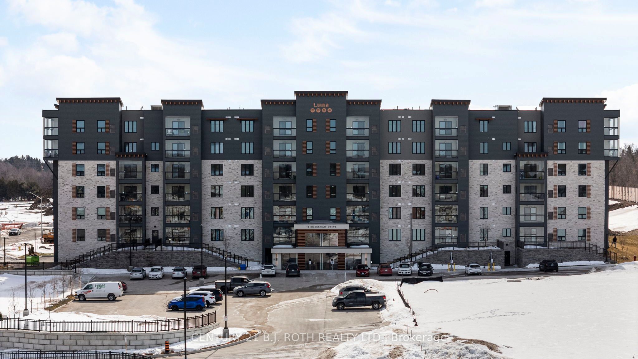 15 KNEESHAW Drive 511