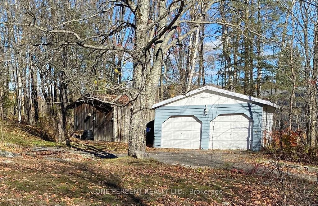 Photo of 42 Gun Club Road N, Huntsville, ON P1H 2J2 (MLS # X12485936)