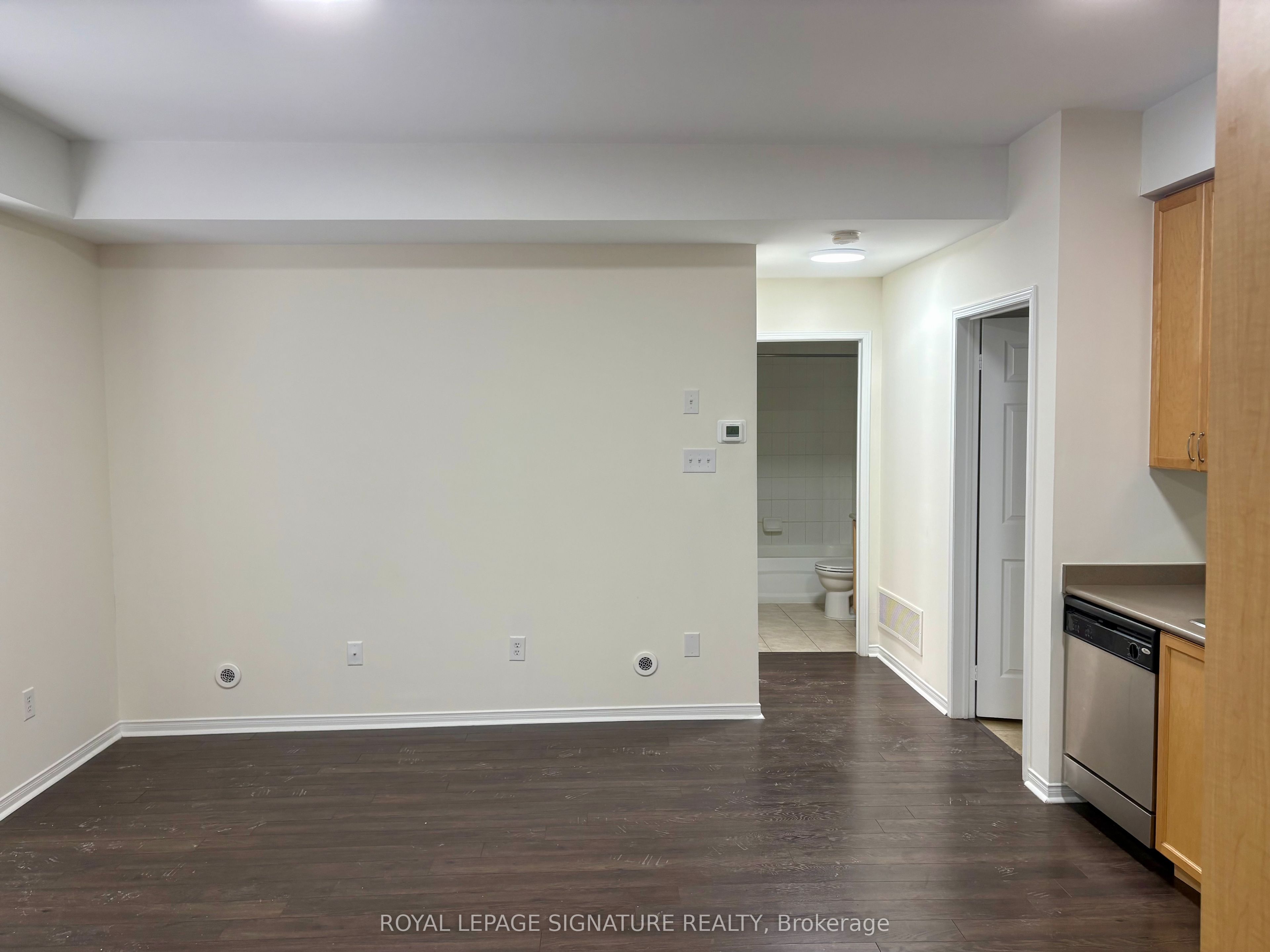 5035 Oscar Peterson Boulevard 44