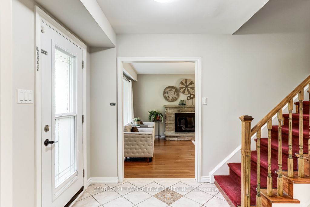 63 DRAKEFIELD Road