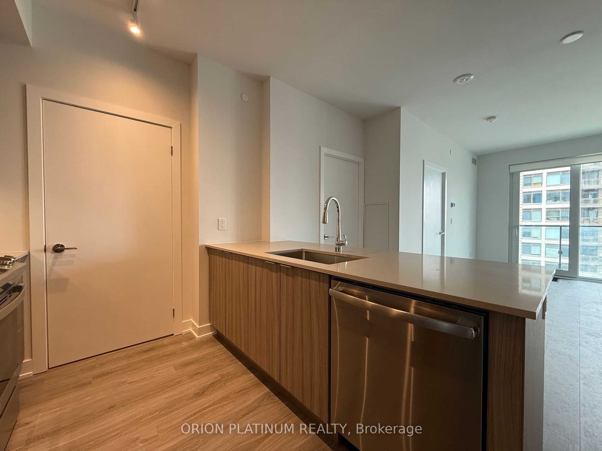 430 Square One Drive 1201