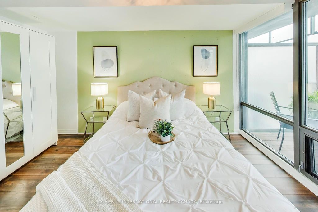 Photo of 22 Wellesley Street #2002, Toronto, ON M4Y 1G3 (MLS # C13106194)