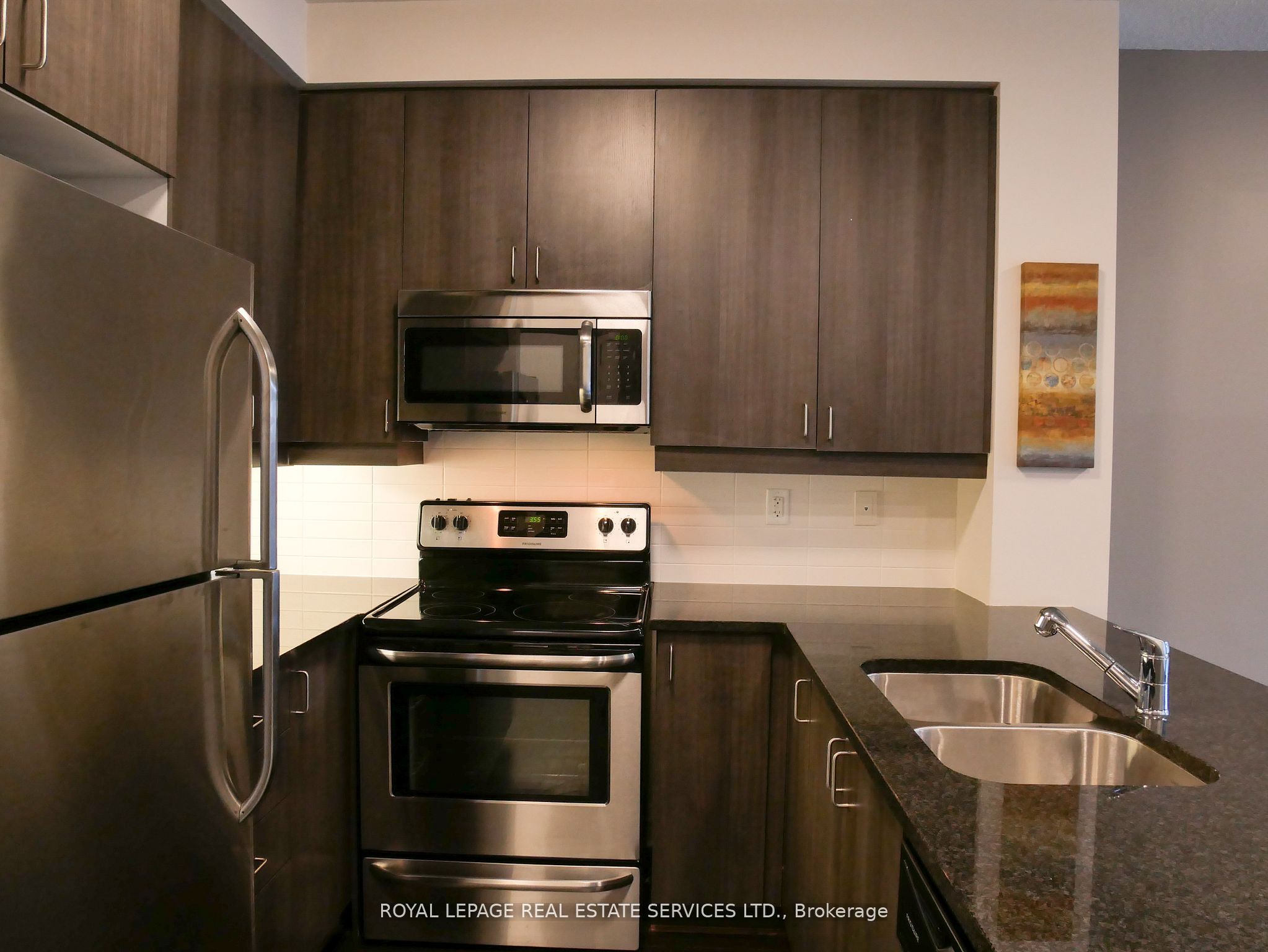 1185 The Queensway Avenue 307