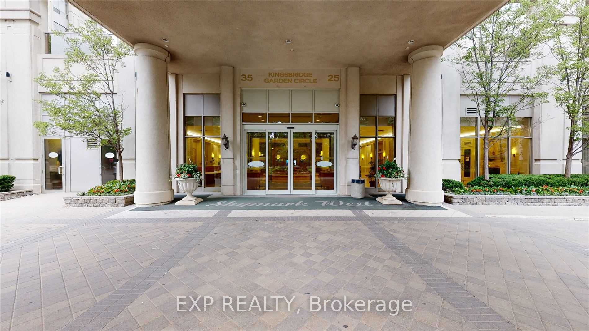 25 Kingsbridge Garden Circle 2120