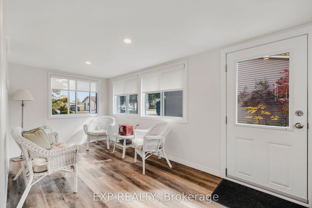 Photo of 78 George Street S, Minto, ON N0G 1Z0 (MLS # X12450593)