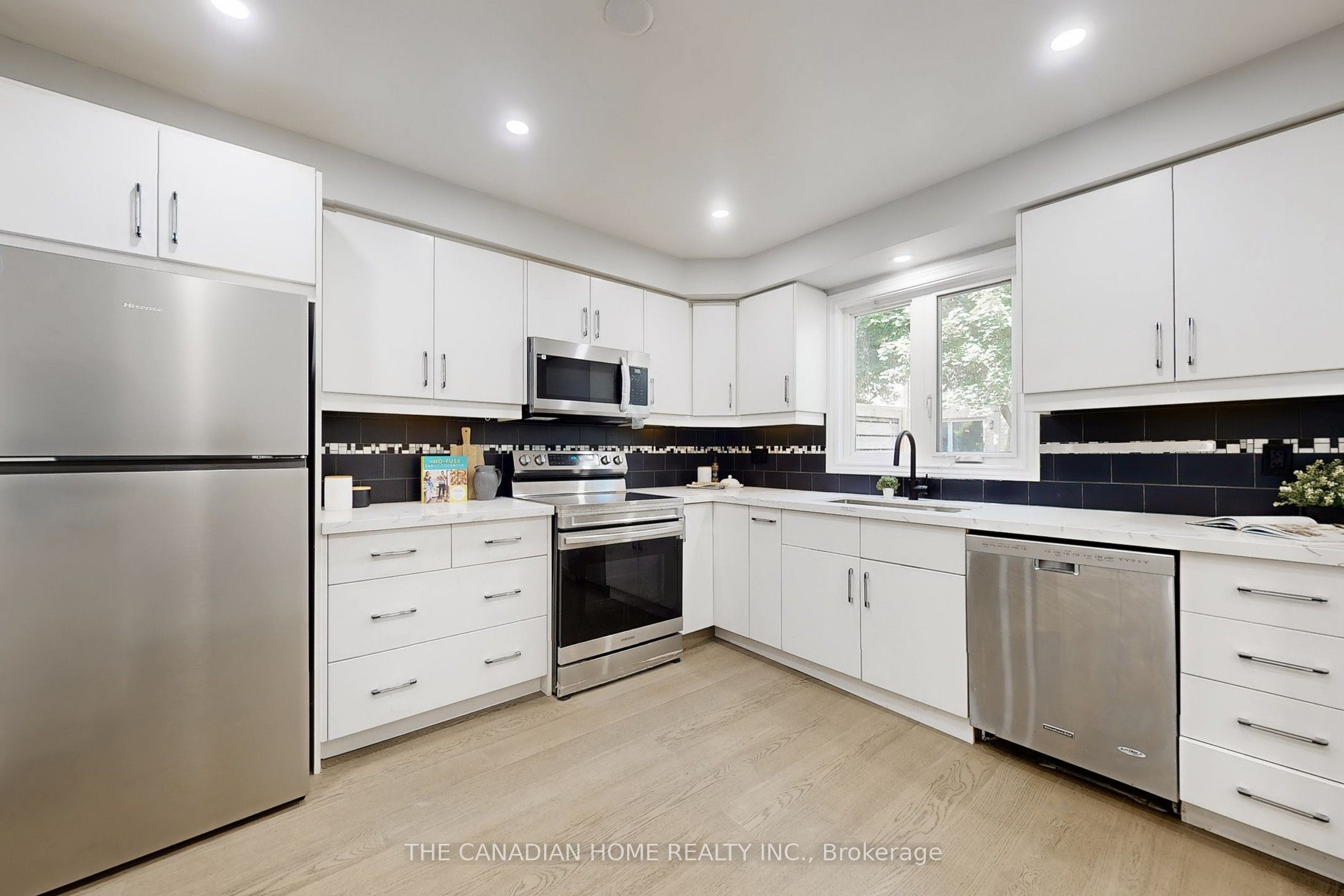 1725 The Chase N/A 52