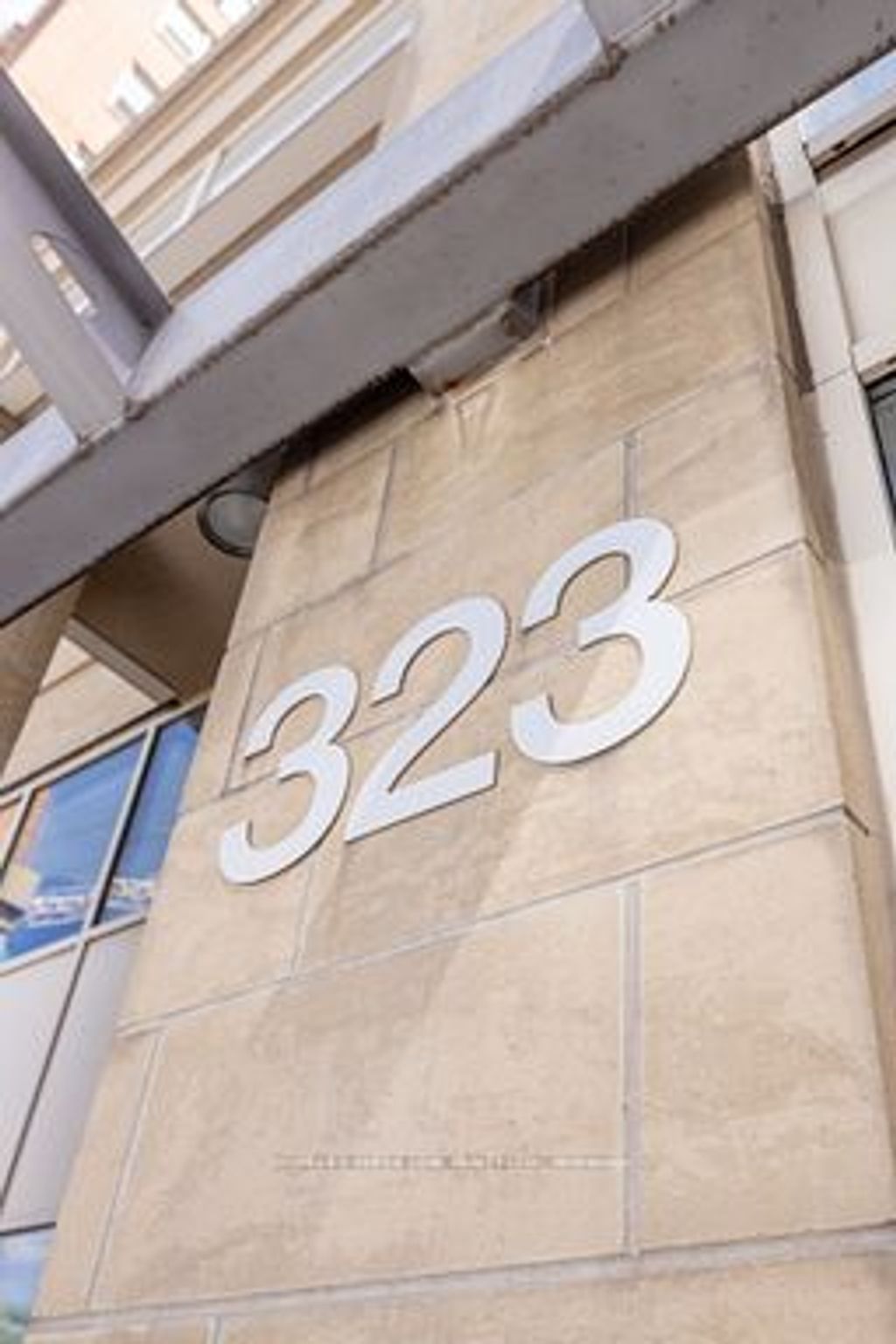 Photo of 323 Richmond Street E #407, Toronto, ON M5A 4R3 (MLS # C12595978)