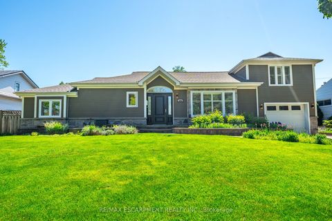 388 Wilson Avenue Burlington ON L7L 2M9