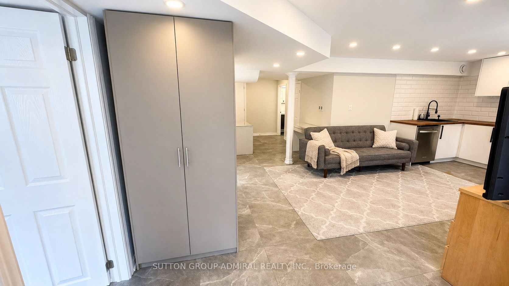 28 Dovetail Drive Basement