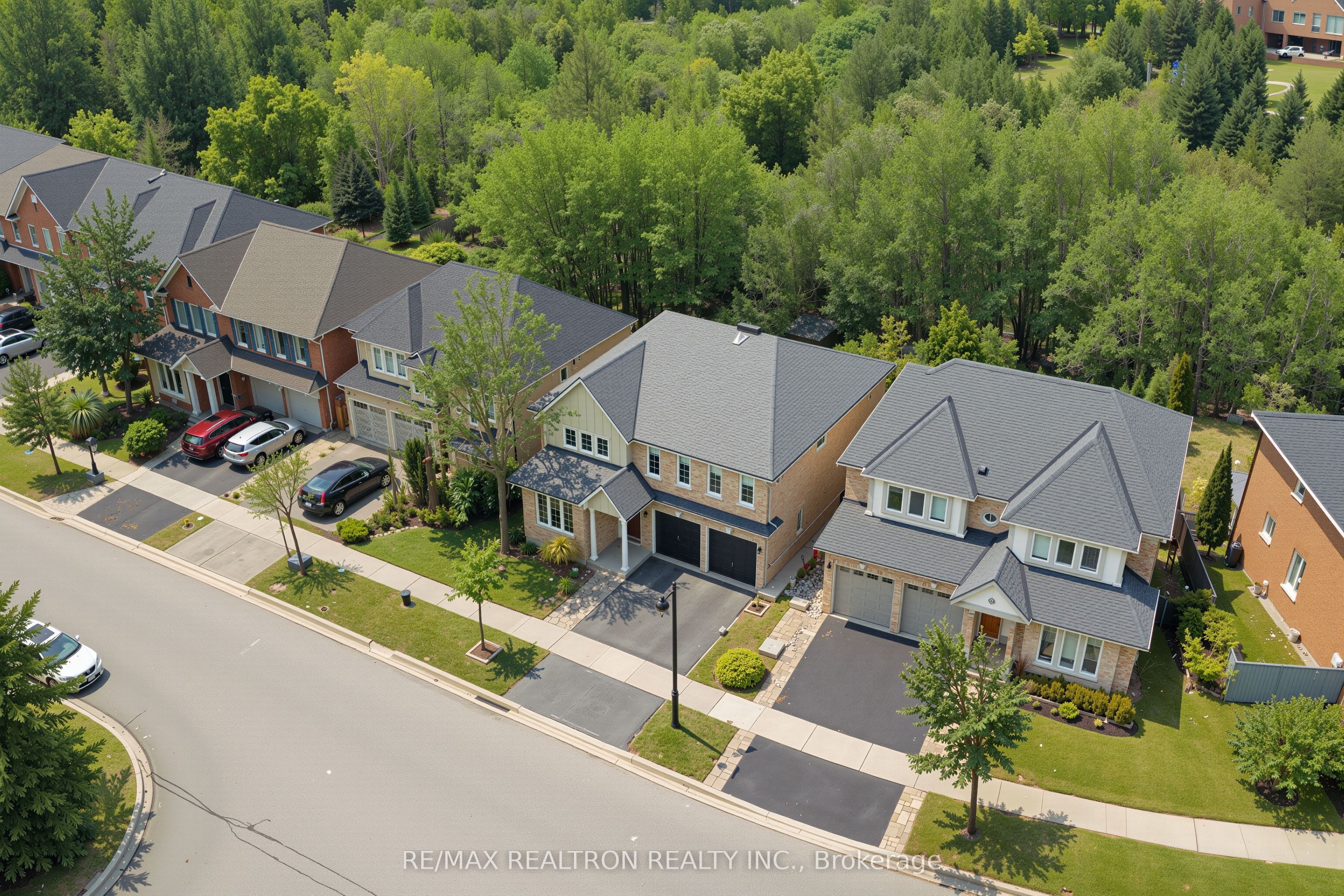 44 Skywood Drive
