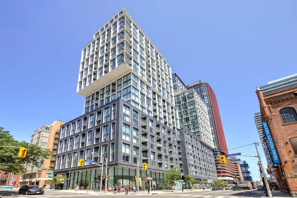 Photo of 158 Front Street E #618, Toronto, ON M5A 0K9 (MLS # C13607334)