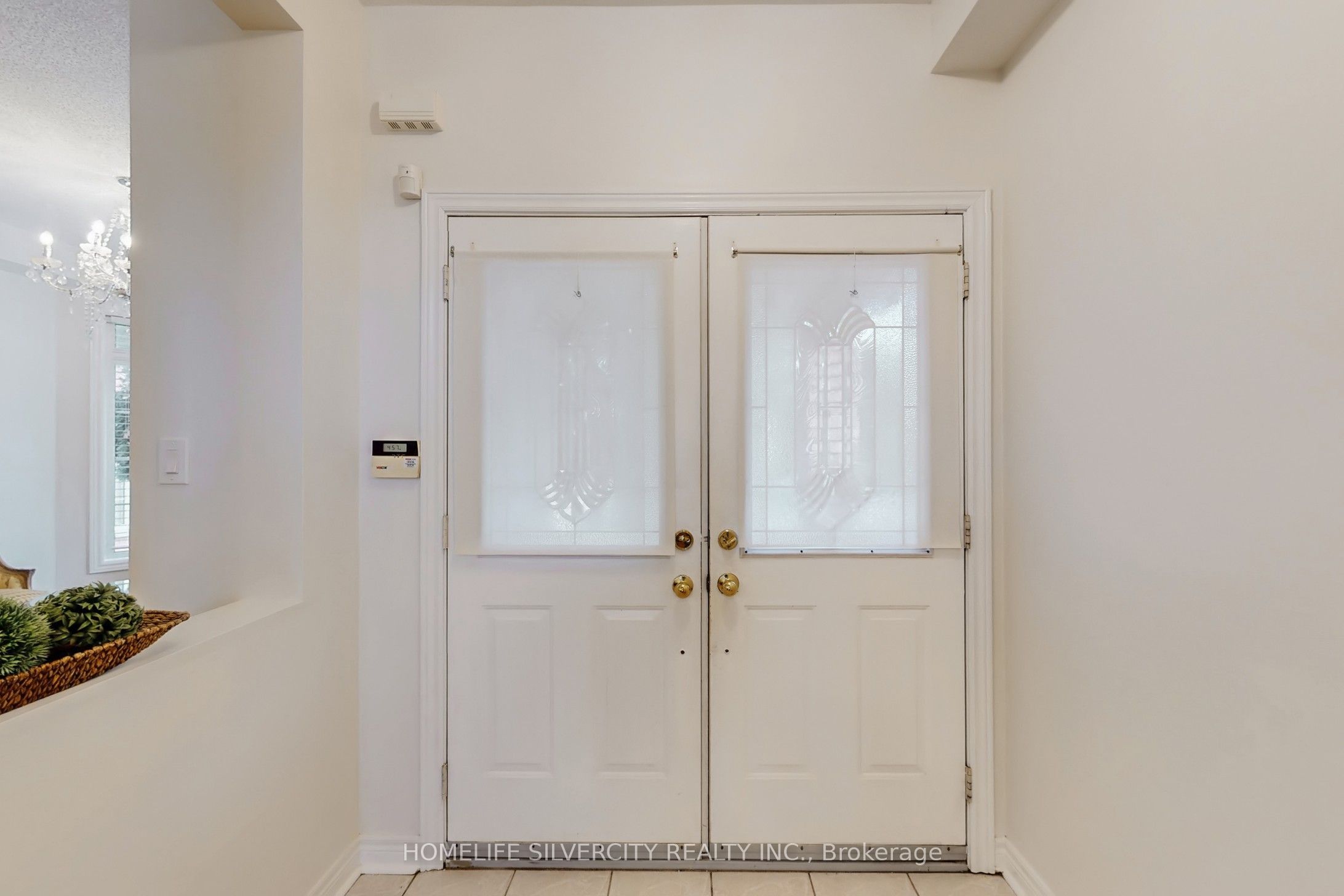 6 Rouge Fairway Street