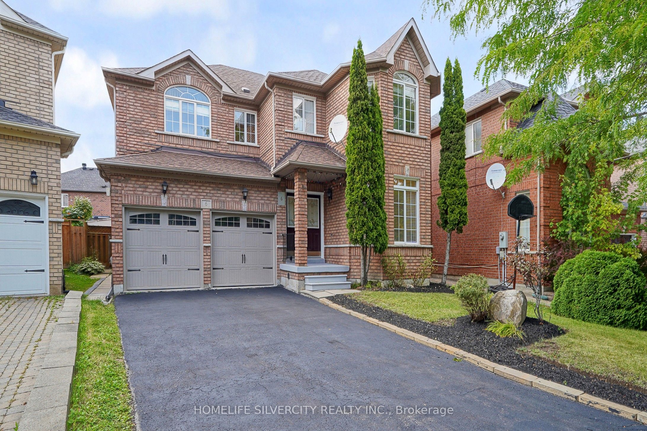 6 Rouge Fairway Street