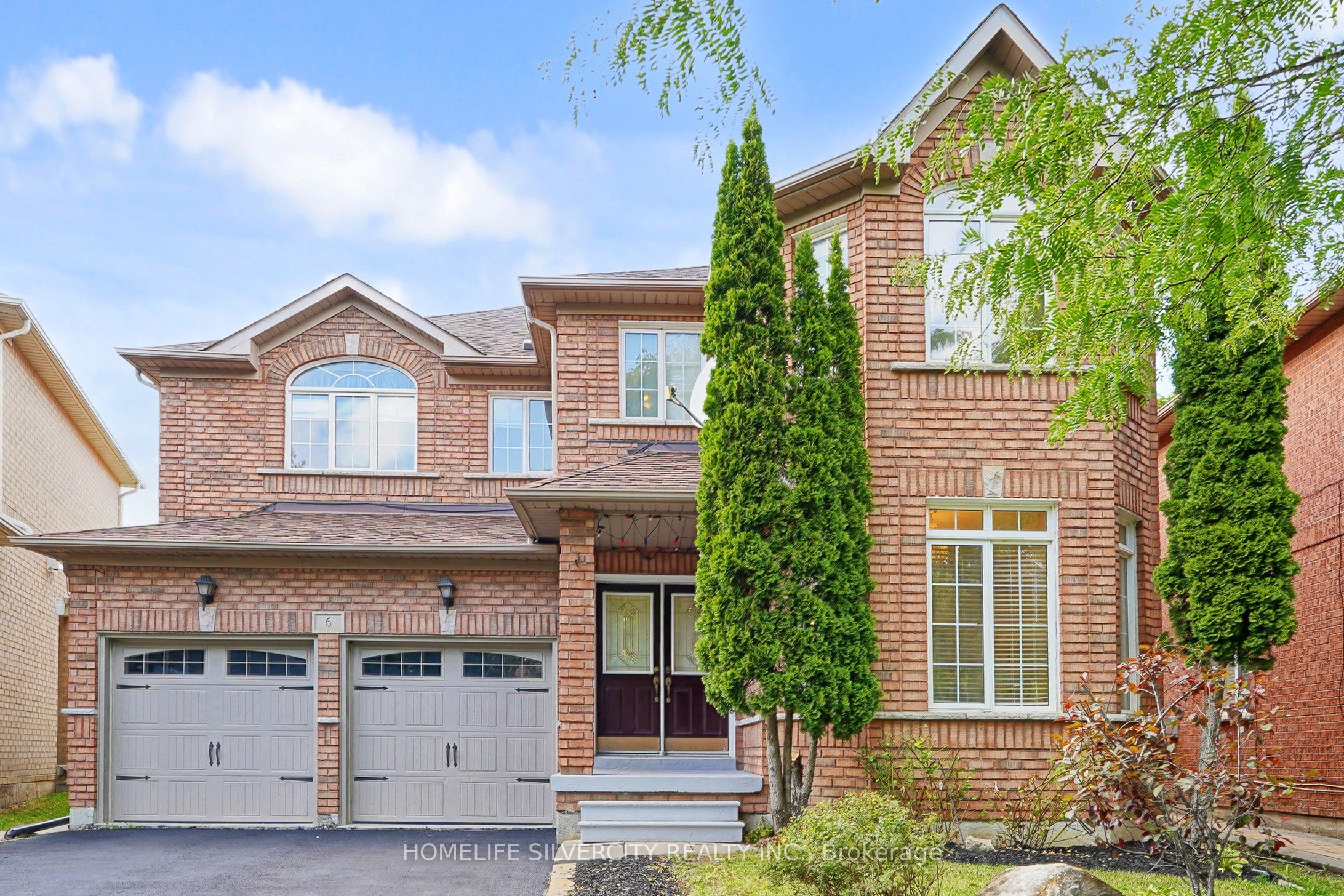 6 Rouge Fairway Street