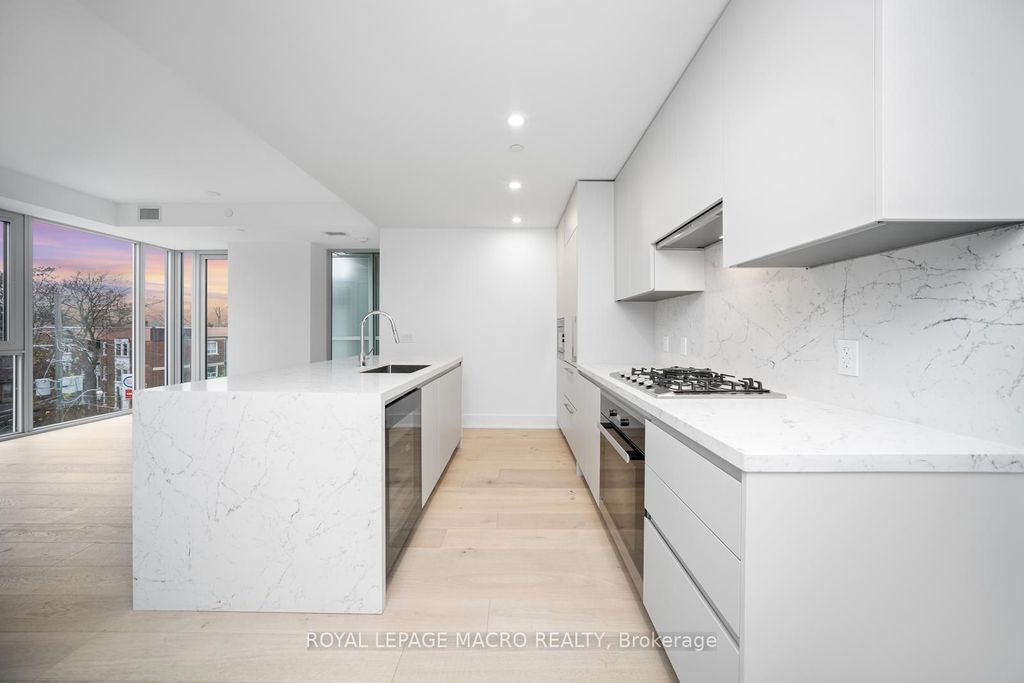 Photo of 346 Davenport Road #403, Toronto, ON M5R 1K6 (MLS # C13041170)