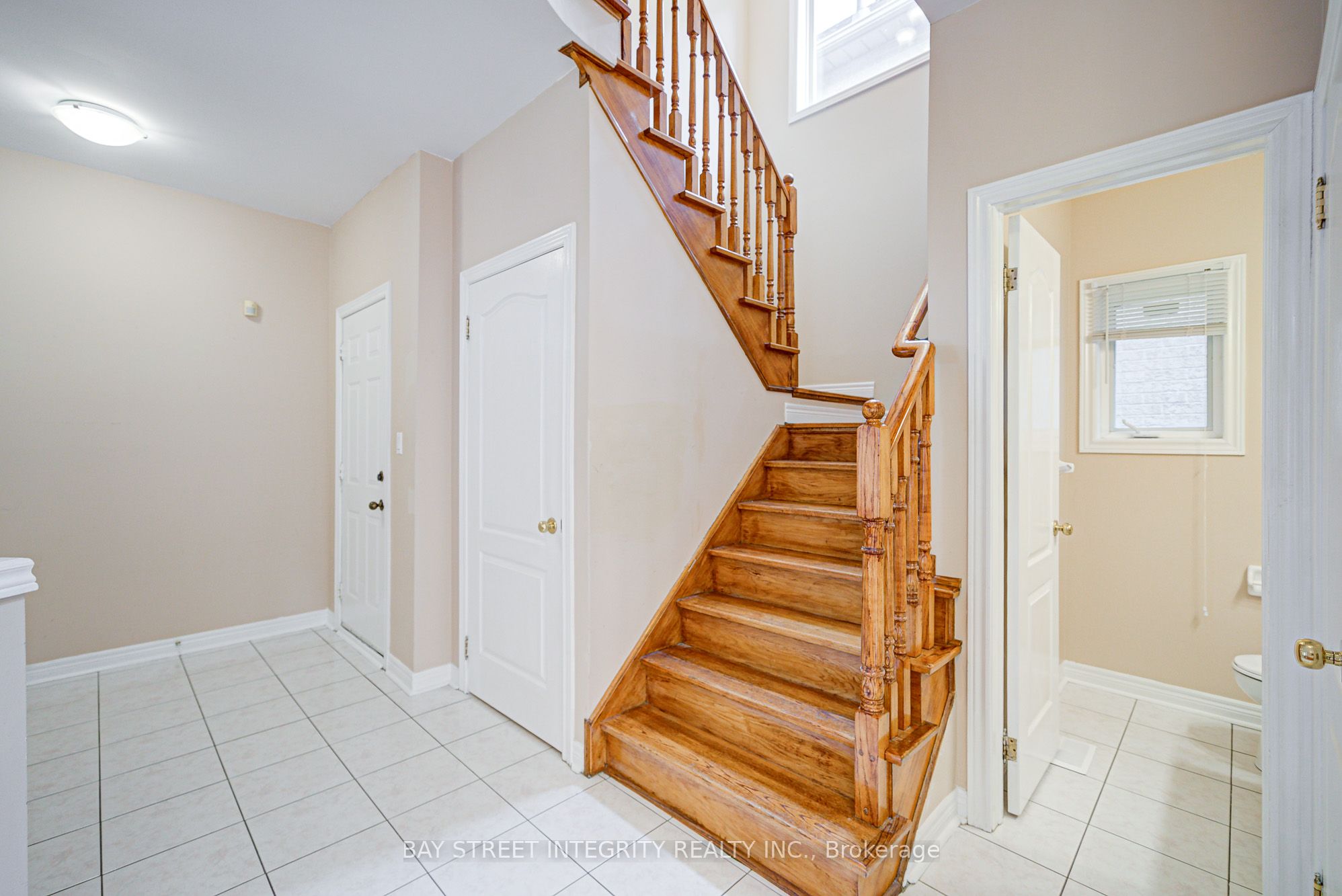 150 Peninsula Crescent