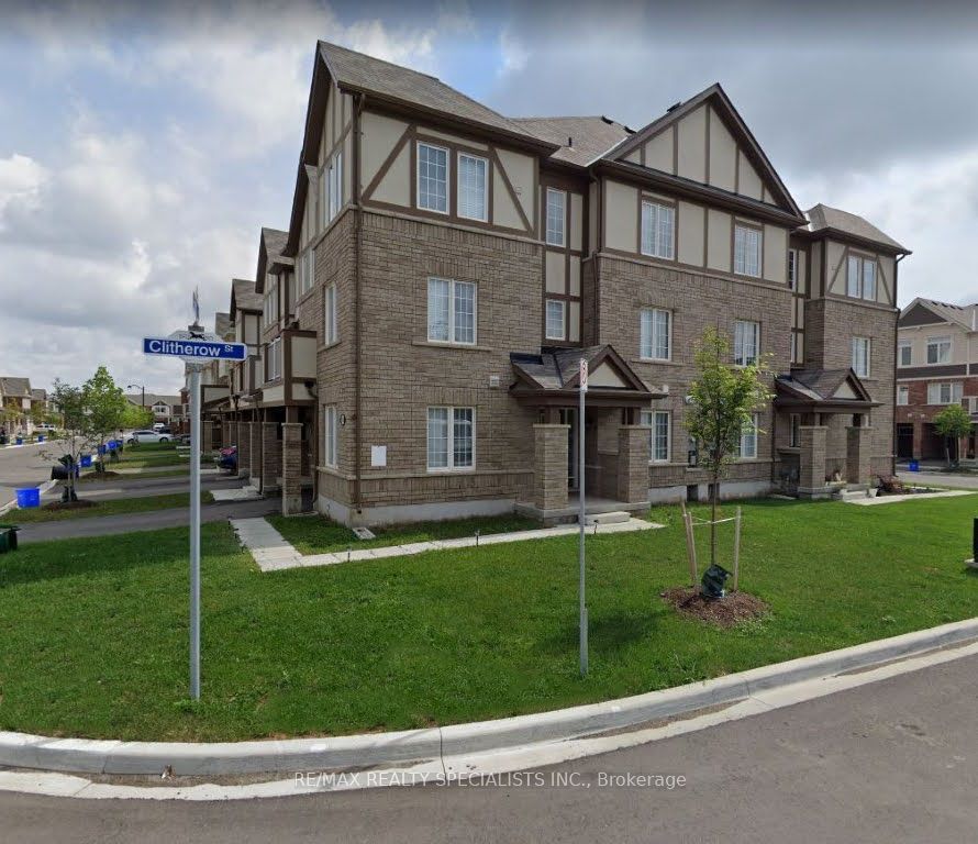 260 REIS Place