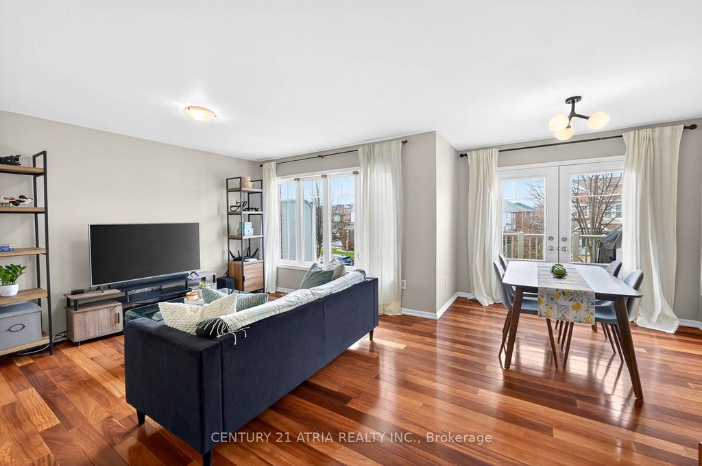 Photo of 18 Cossey Lane, Whitchurch-Stouffville, ON L4A 0R1 (MLS # N12986784)