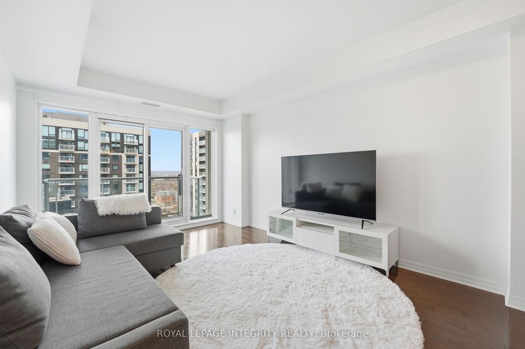 Photo of 242 Rideau Street #2403, Lower Town - Sandy Hill, ON K1N 0B7 (MLS # X13044736)
