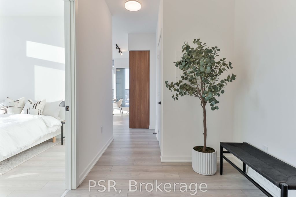 Photo of 1285 Dupont Street N #704, Toronto, ON M6H 2A6 (MLS # W12759520)