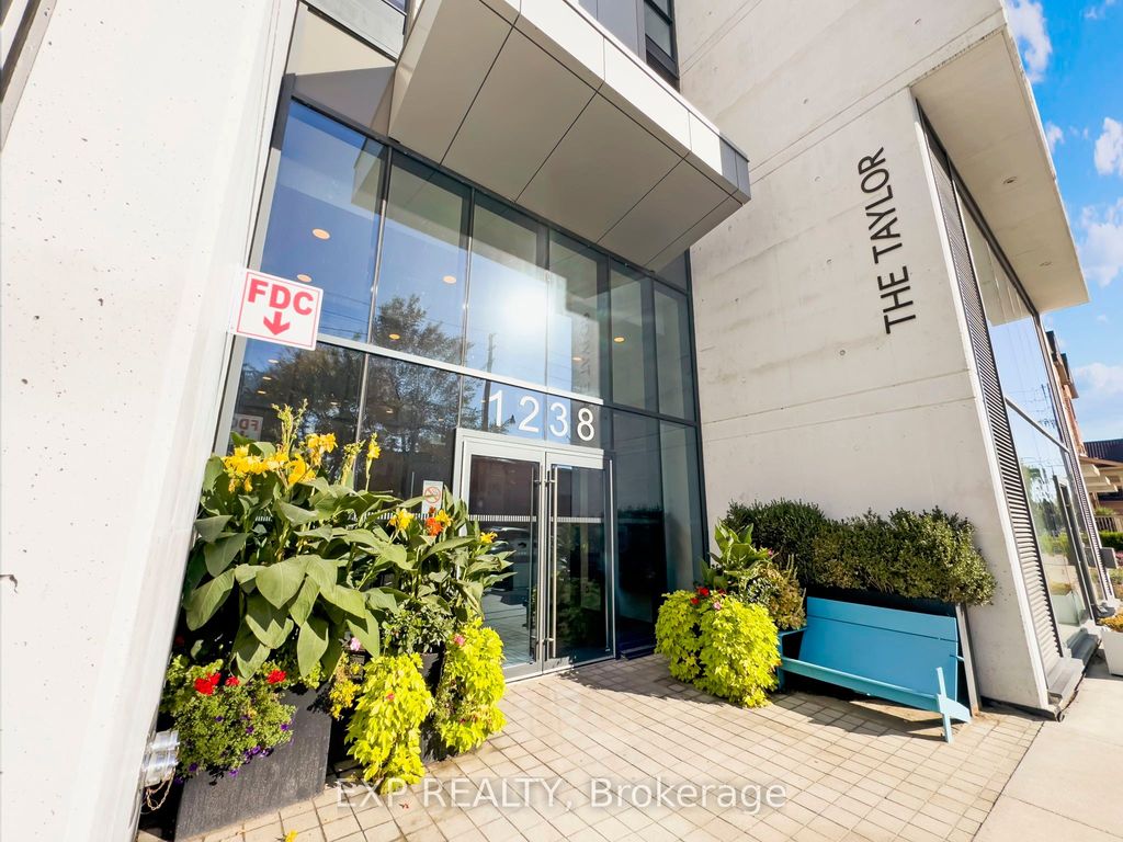 Photo of 1238 Dundas St Street E #804, Toronto, ON M4M 0C6 (MLS # E12463939)