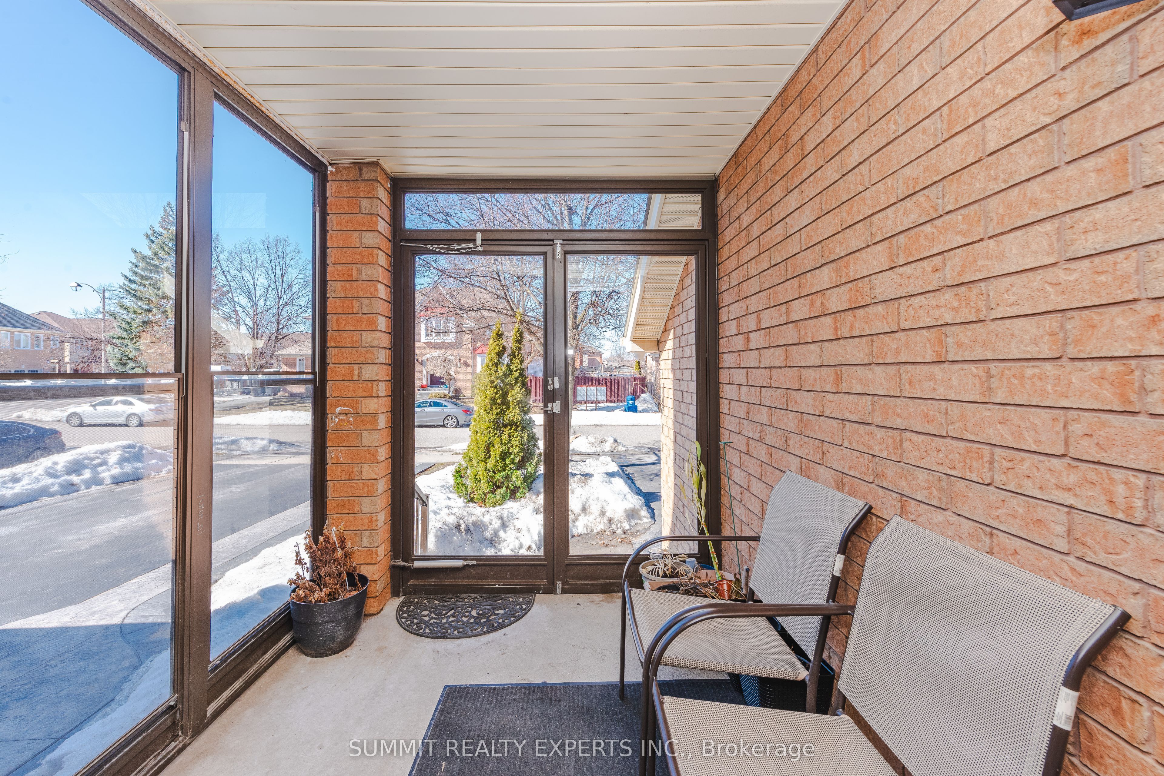 70 Wildberry Crescent