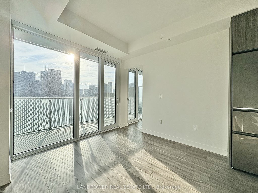 Photo of 135 Lower Sherbourne Street #2832 W, Toronto, ON M5A 1Y4 (MLS # C13699878)