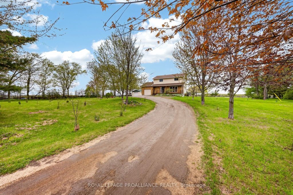Photo of 235 East Hungerford Road, Tweed, ON K0K 3J0 (MLS # X13147164)