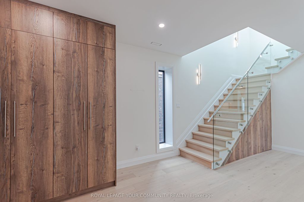 Photo of 89 Gainsborough Road, Toronto, ON M4L 3C3 (MLS # E12379810)