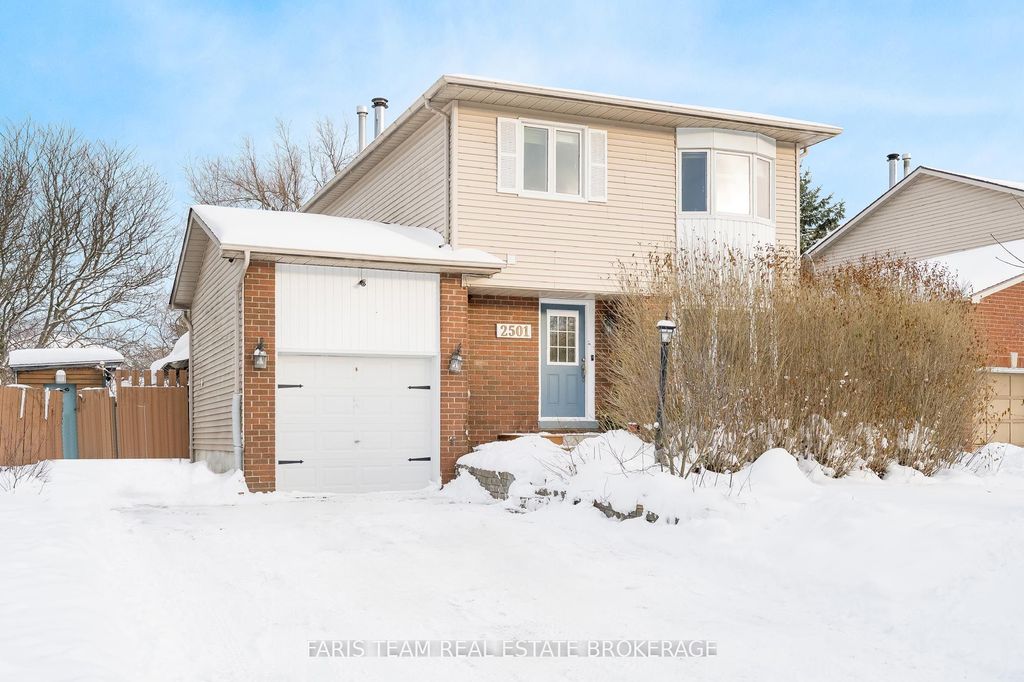 Photo of 2501 Lloyd Street, Innisfil, ON L9S 2H1 (MLS # N12607192)