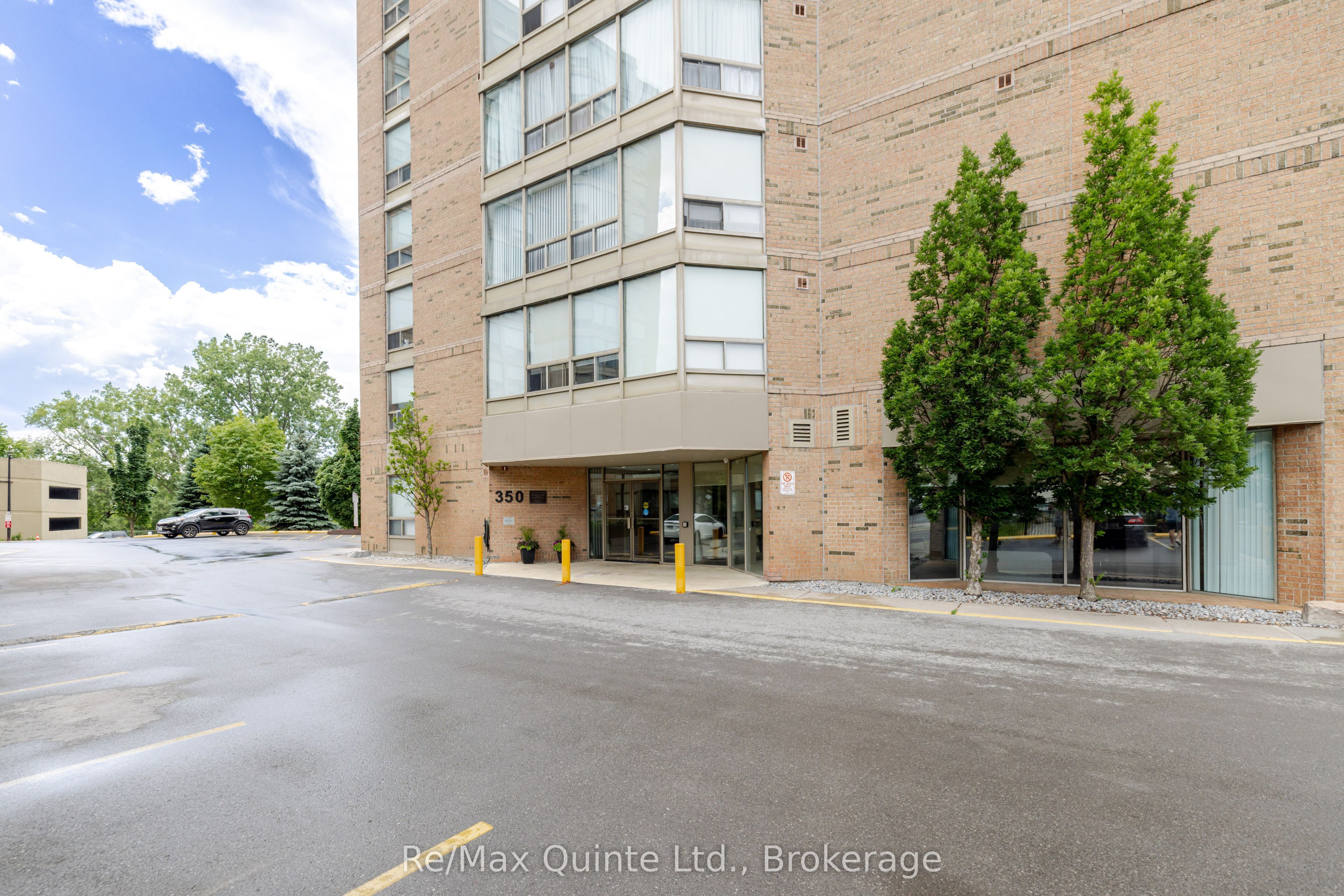 Photo 1 of 17 — 350 Front Street 604, Belleville, ON K8N 5M5