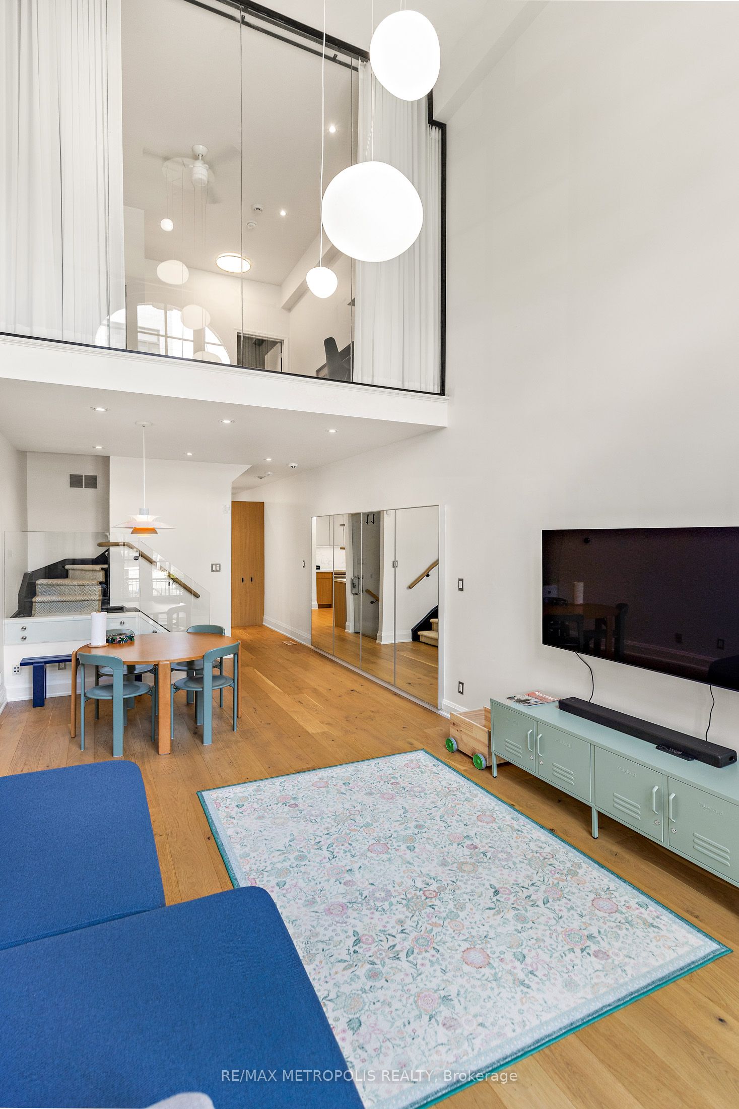 394 Euclid Avenue 102