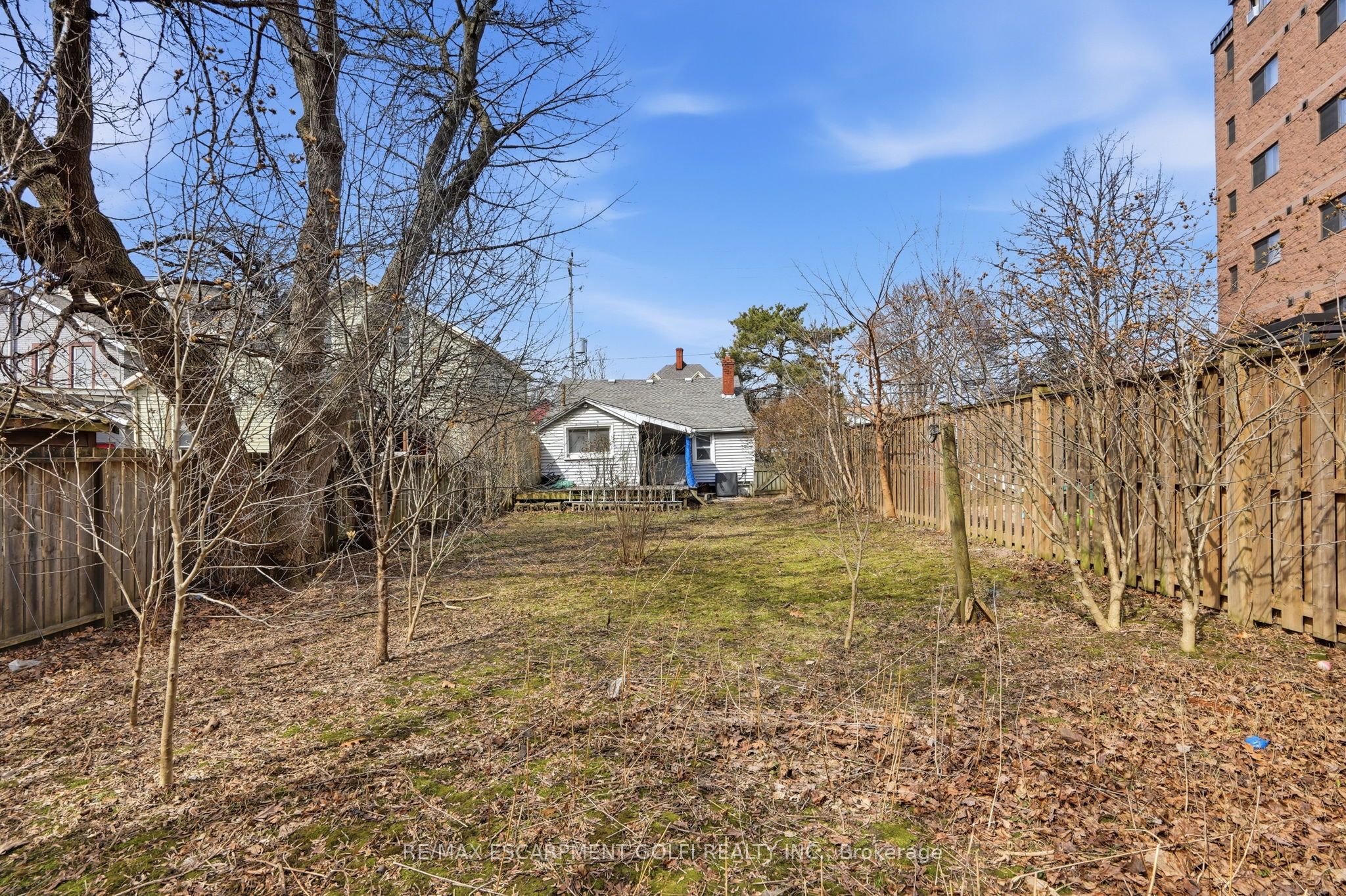 56 Welland Avenue
