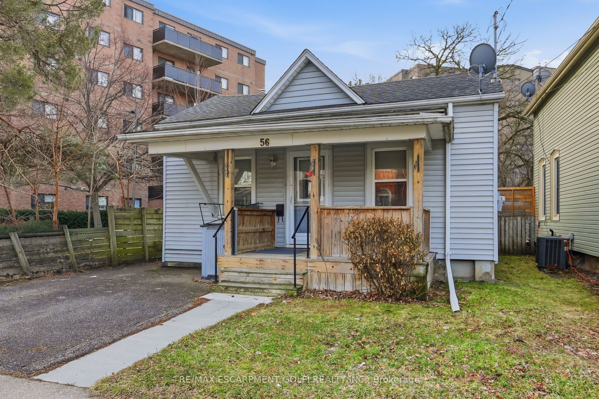 56 Welland Avenue