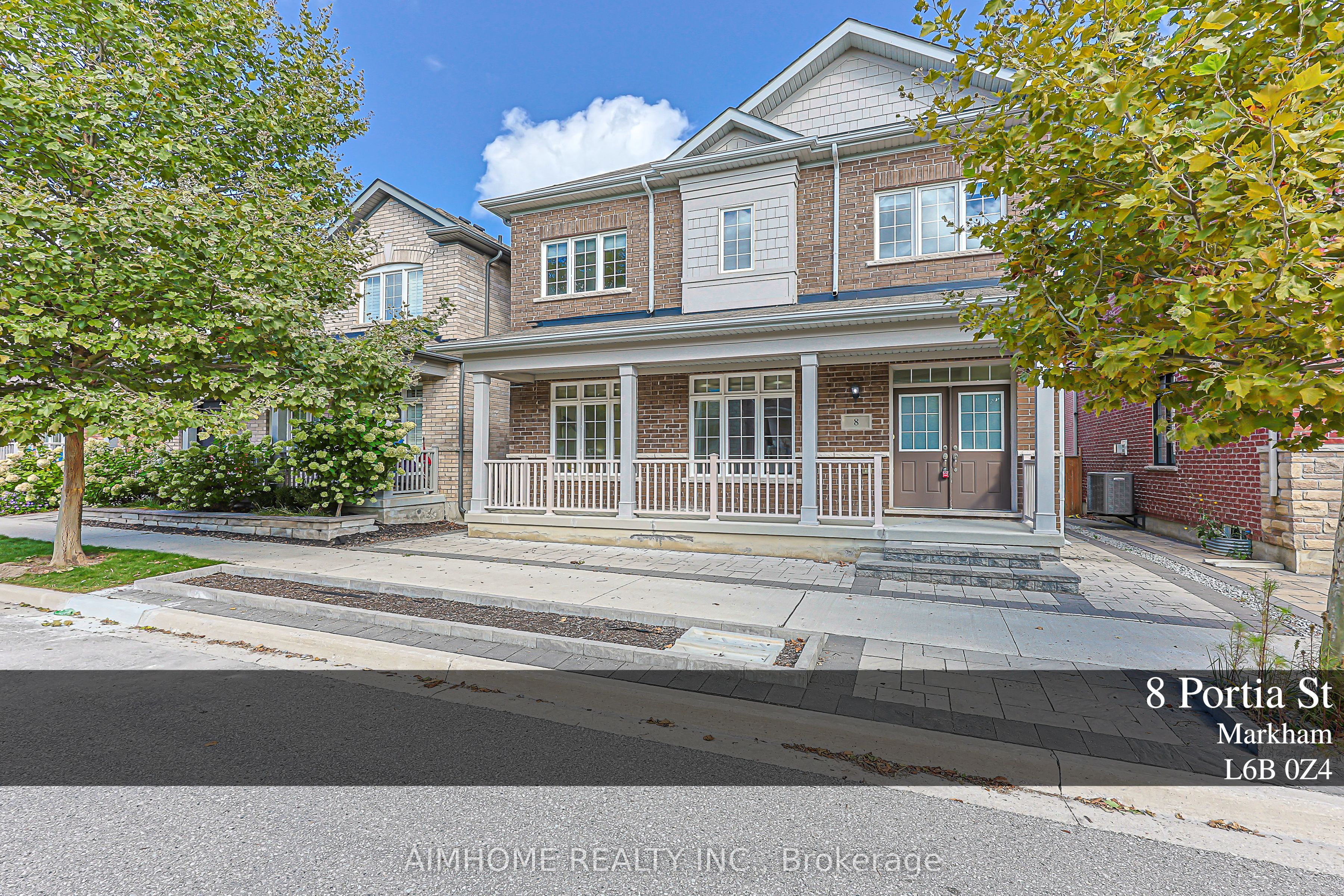 8 PORTIA Street