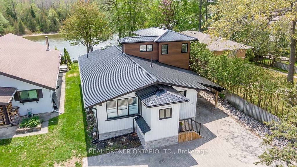 Photo of 1359 Mosley Street, Wasaga Beach, ON L9Z 2C7 (MLS # S12456955)