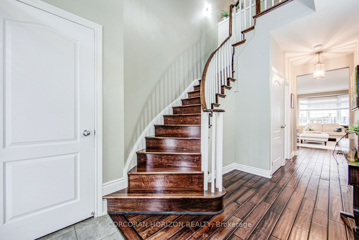 5080 Fairview Street 17