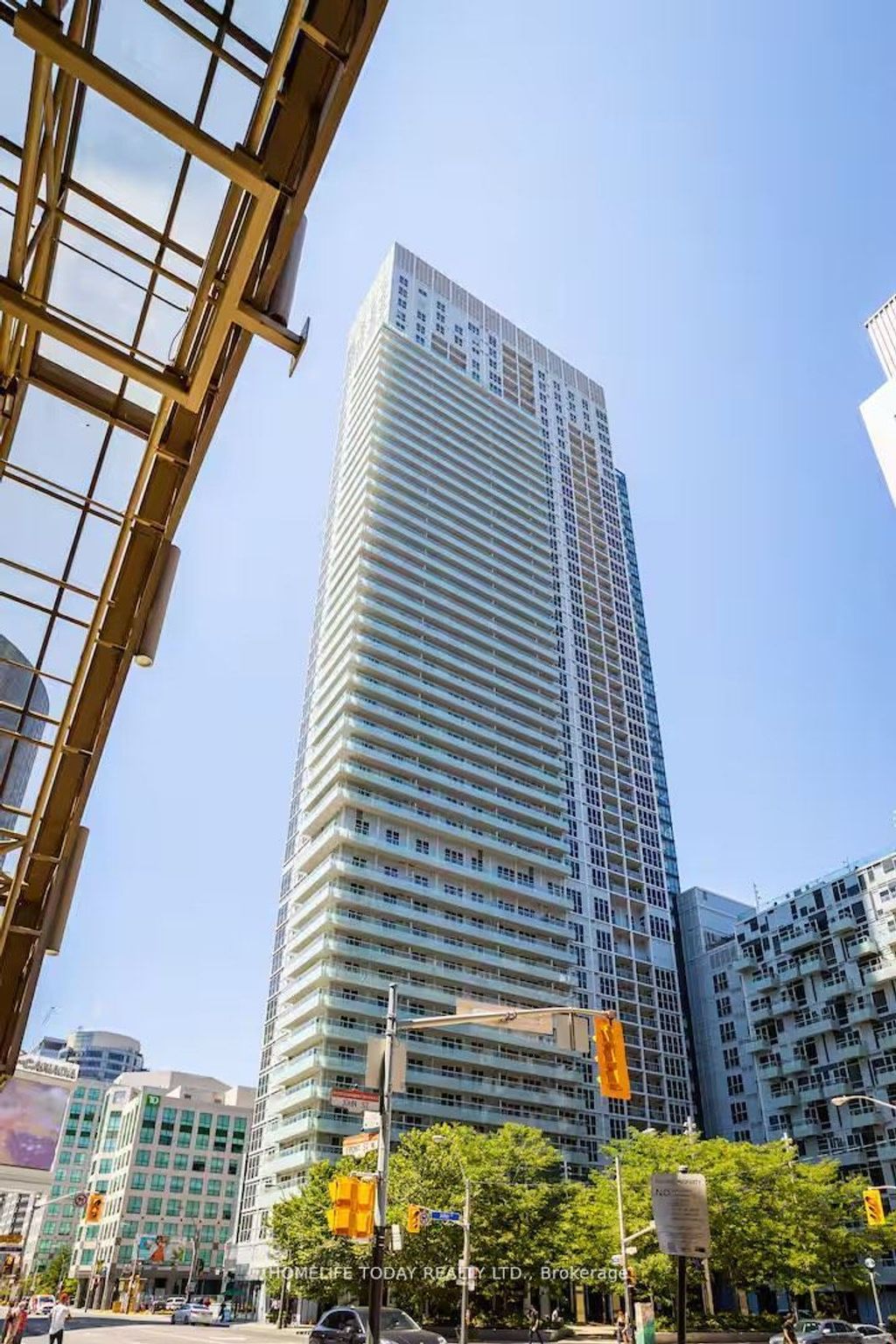 Photo of 300 Front Street W #2106, Toronto, ON M5V 0E9 (MLS # C12599026)