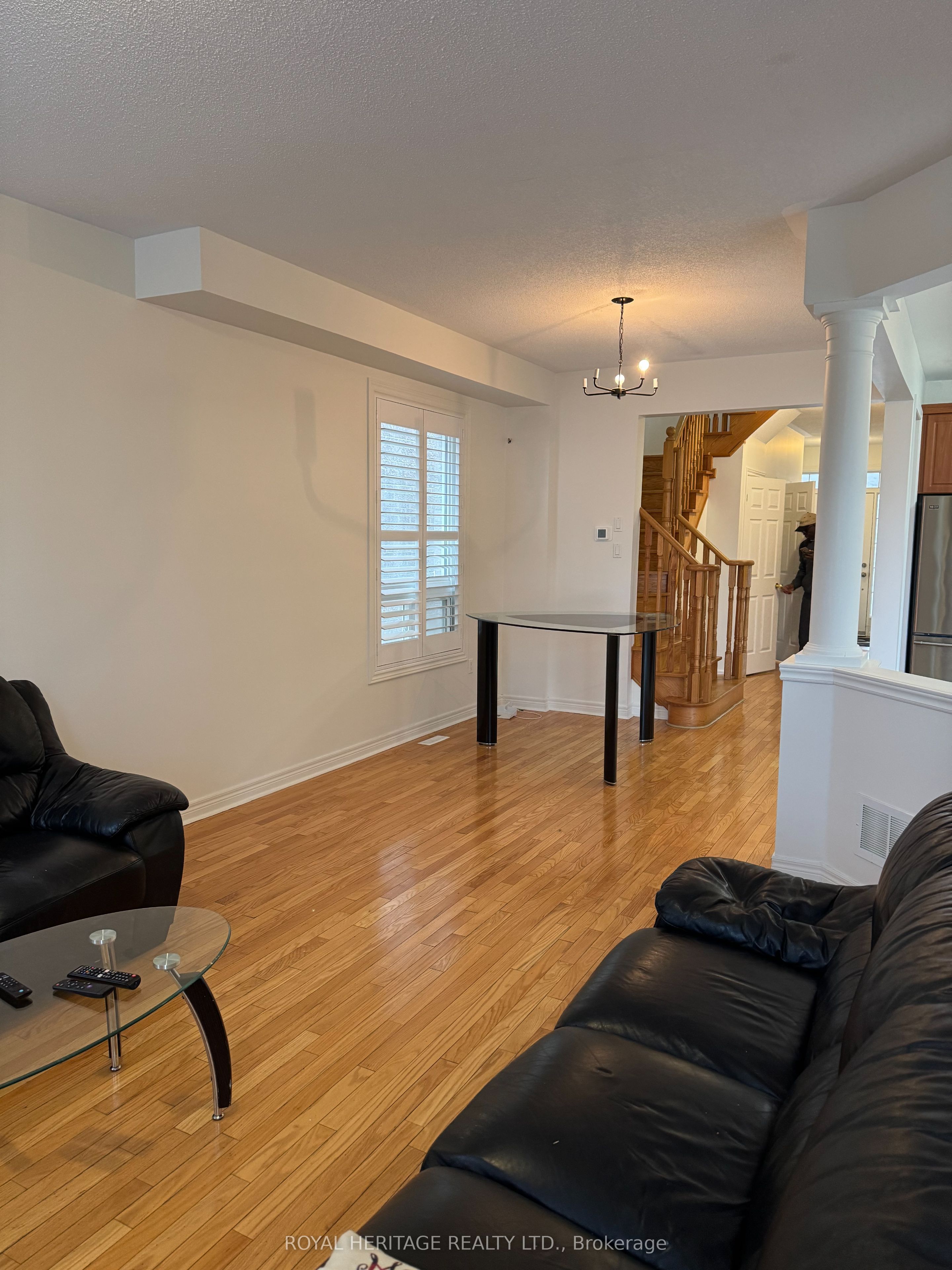 49 Everingham Circle Main