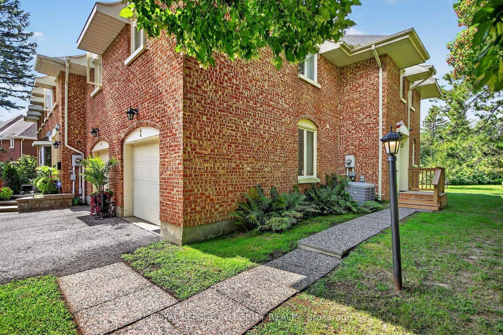 Photo of 2 Coady Way, Kanata, ON K2K 2B4 (MLS # X13694466)