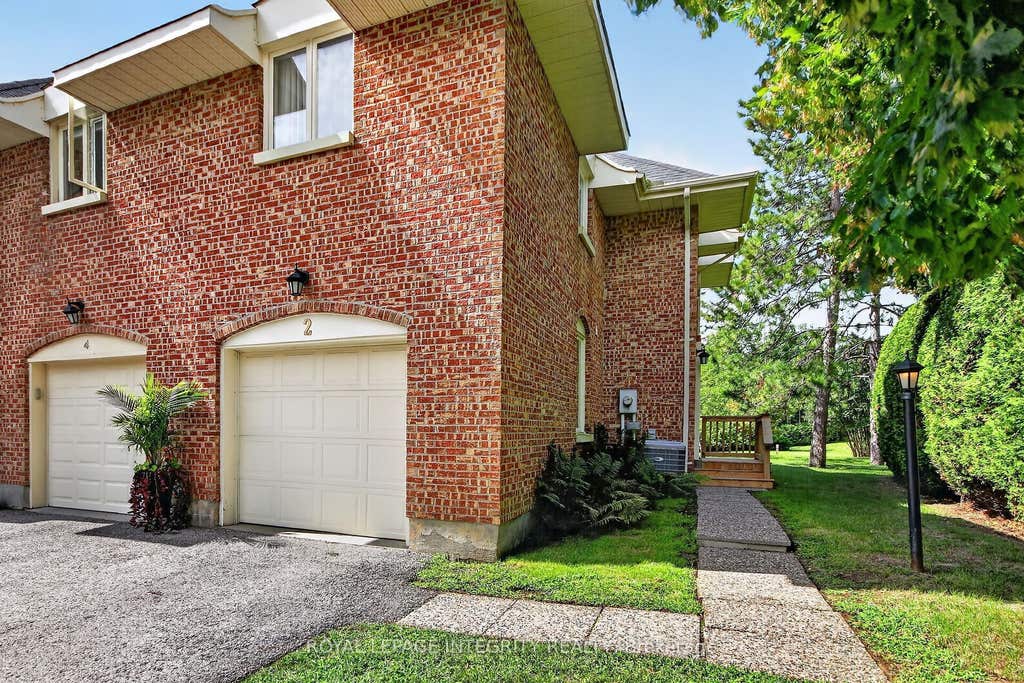 Photo of 2 Coady Way, Kanata, ON K2K 2B4 (MLS # X13694466)