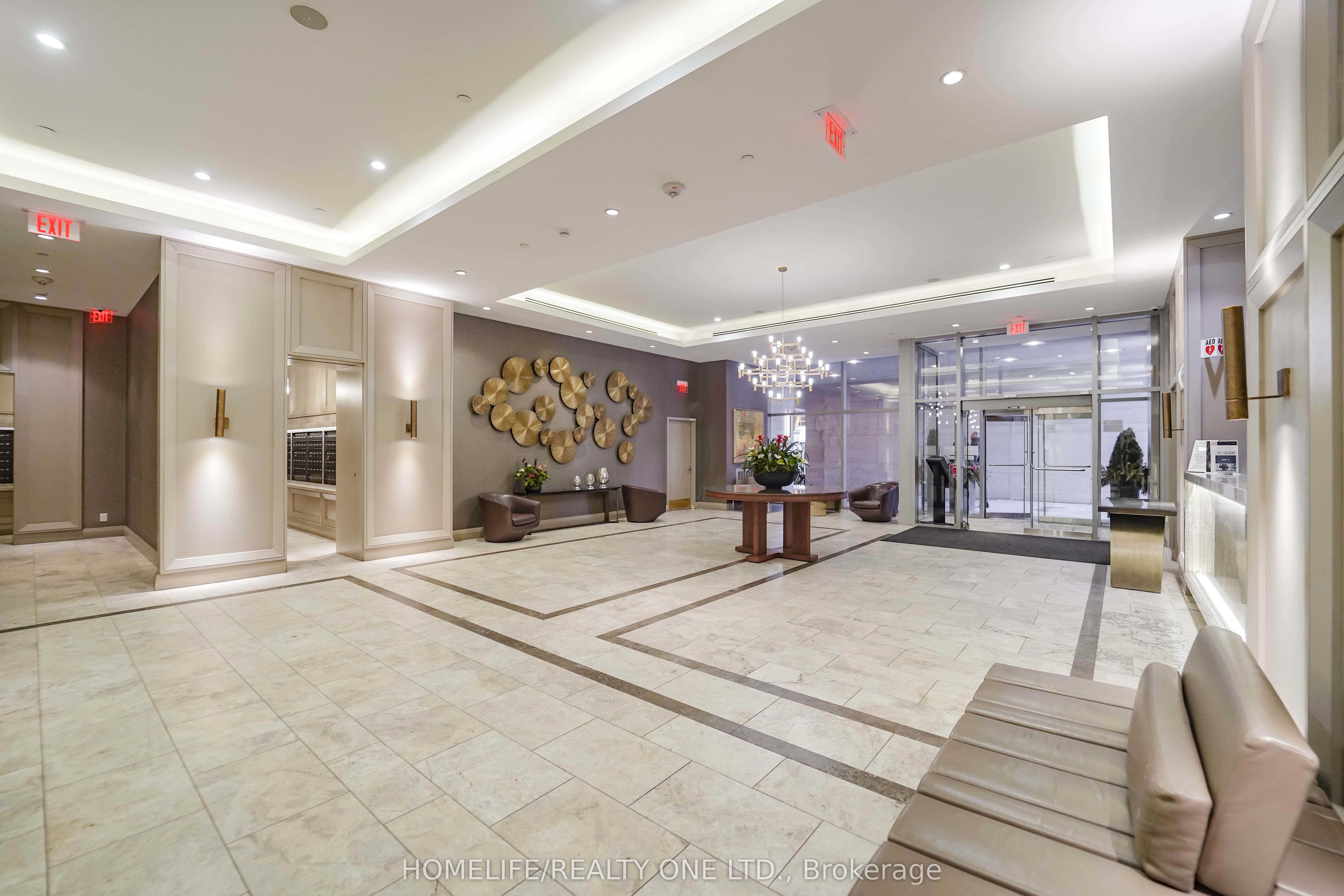 155 Yorkville Avenue 2915