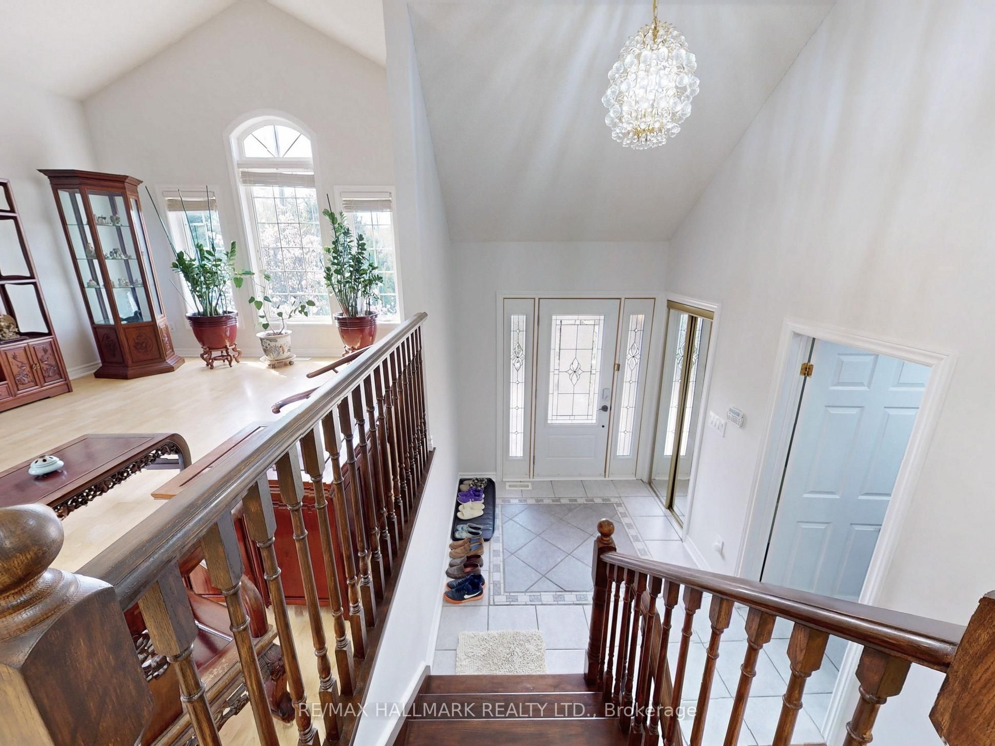 2 Snively Street