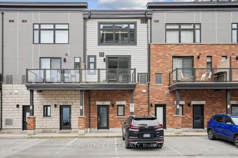 Photo of 5 Esplanade Lane, Grimsby, ON L3M 5R4 (MLS # X12470072)