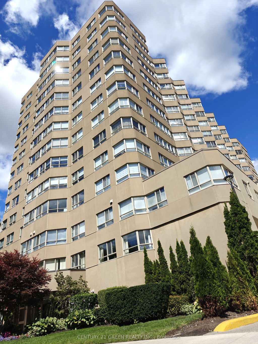 Photo of 4 Park Vista N/A #1206, Toronto, ON M4B 3M8 (MLS # E12377020)