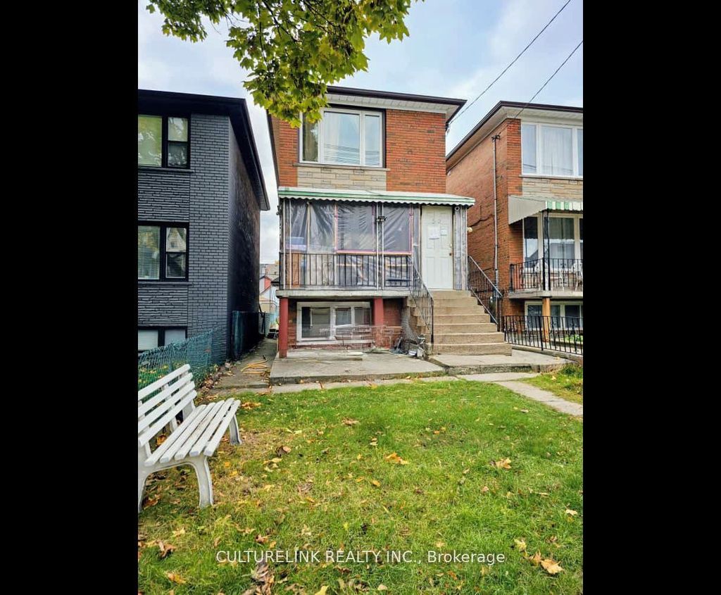 Photo of 52 Palmerston Avenue, Toronto, ON M6J 2J1 (MLS # C13104928)
