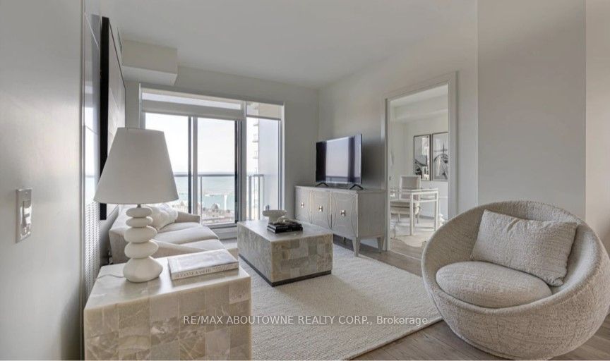 133 Bronte Road B0330